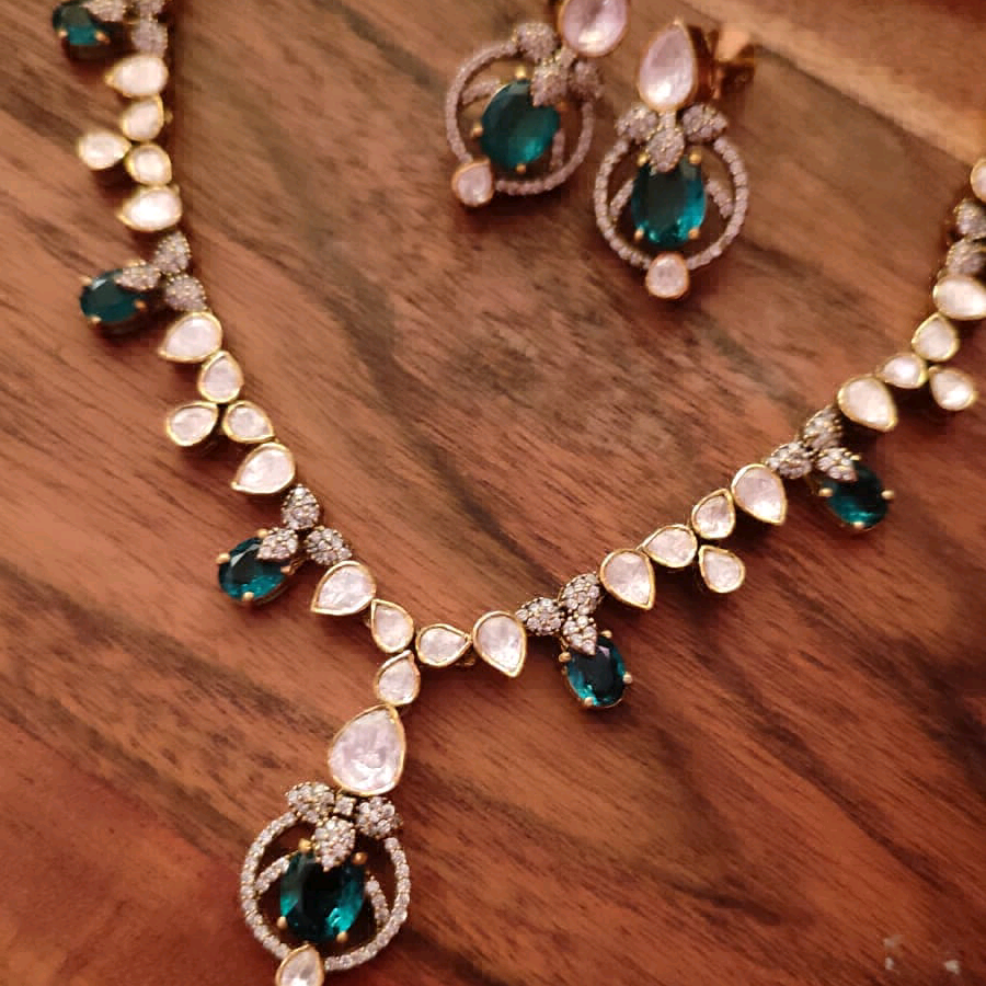 Green White Moissanite Necklace Set